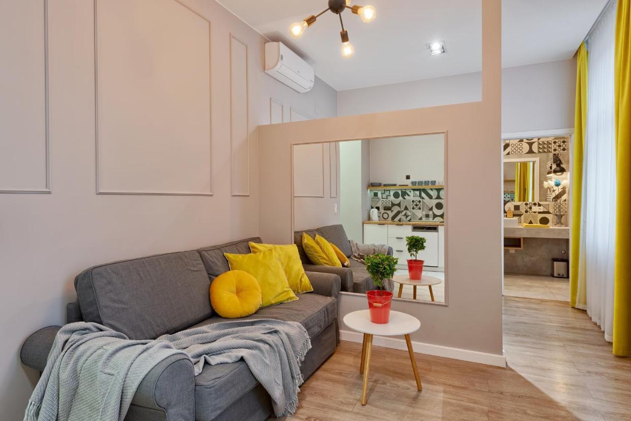 Centre Apartments-Old Town Краків Екстер'єр фото