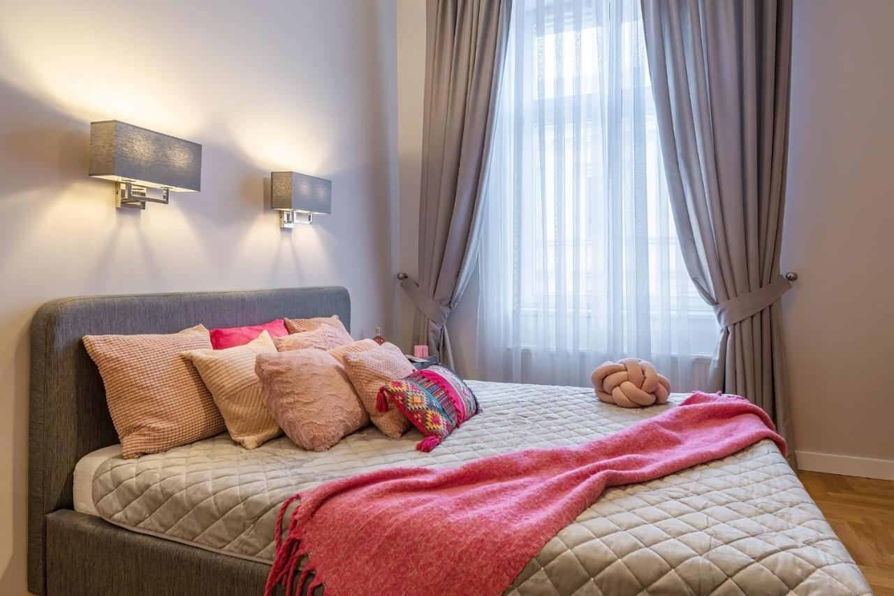 Centre Apartments-Old Town Краків Номер фото